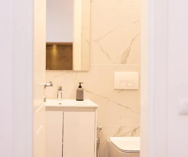 Exclusive 2 Bedrooms * Tirana