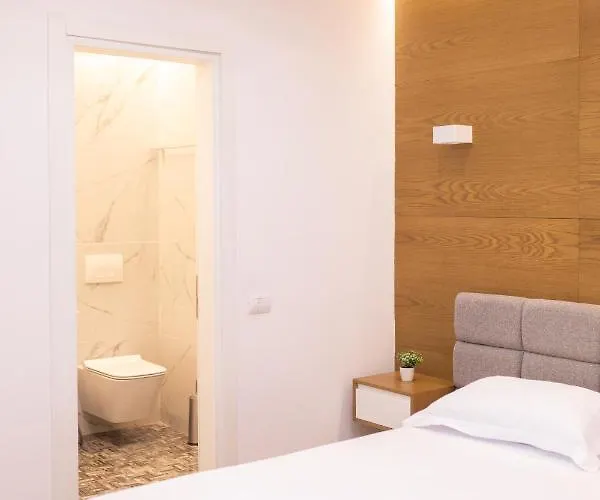 Exclusive 2 Bedrooms *